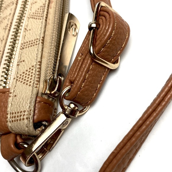 MKF COLLECTION Geneve M Signature Functional Crossbody by Mia K Farrow Handbag - Picture 9 of 9